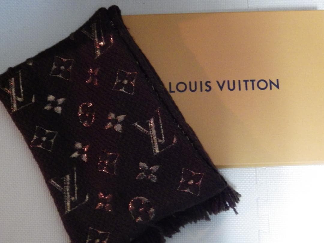 LOUIS VUITTON ブラウン マフラー