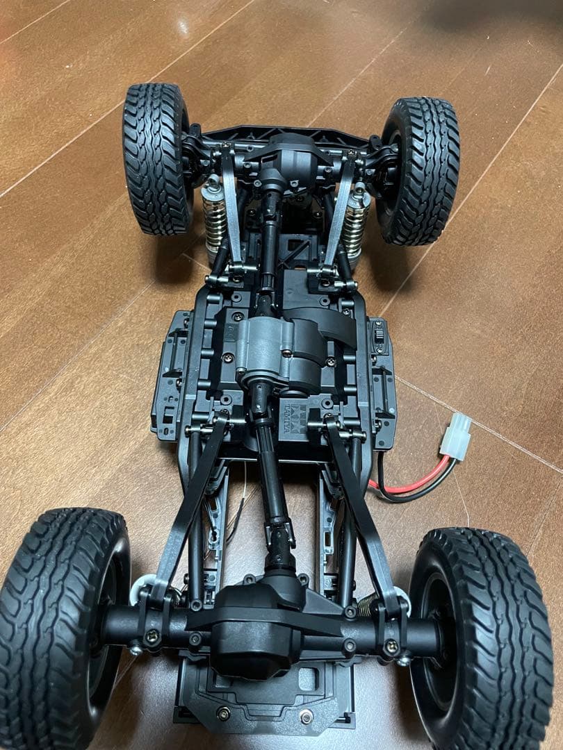 トヨタ ランドクルーザー 300 RCカーキット　バッテリーは付属しません