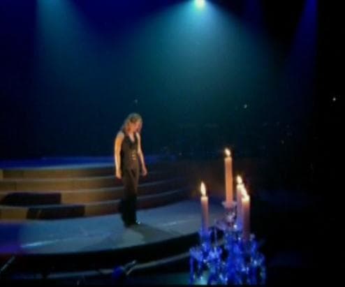 ララ・ファビアン素敵な魅力ライヴDVD-1P［LIVE 2002］