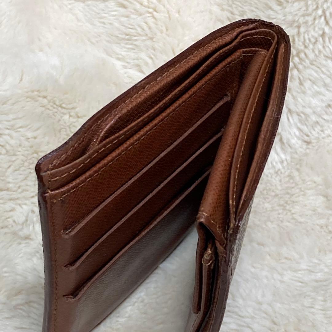 B*様 ルイヴィトン　二つ折り財布　ポルトフォイユ・マルコ　モノグラム　M616