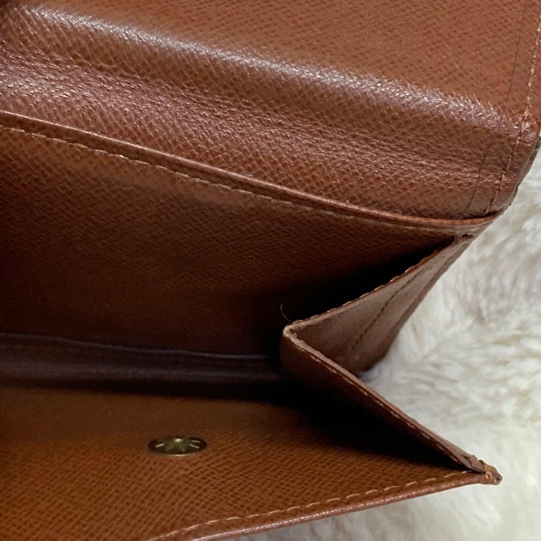 B*様 ルイヴィトン　二つ折り財布　ポルトフォイユ・マルコ　モノグラム　M616