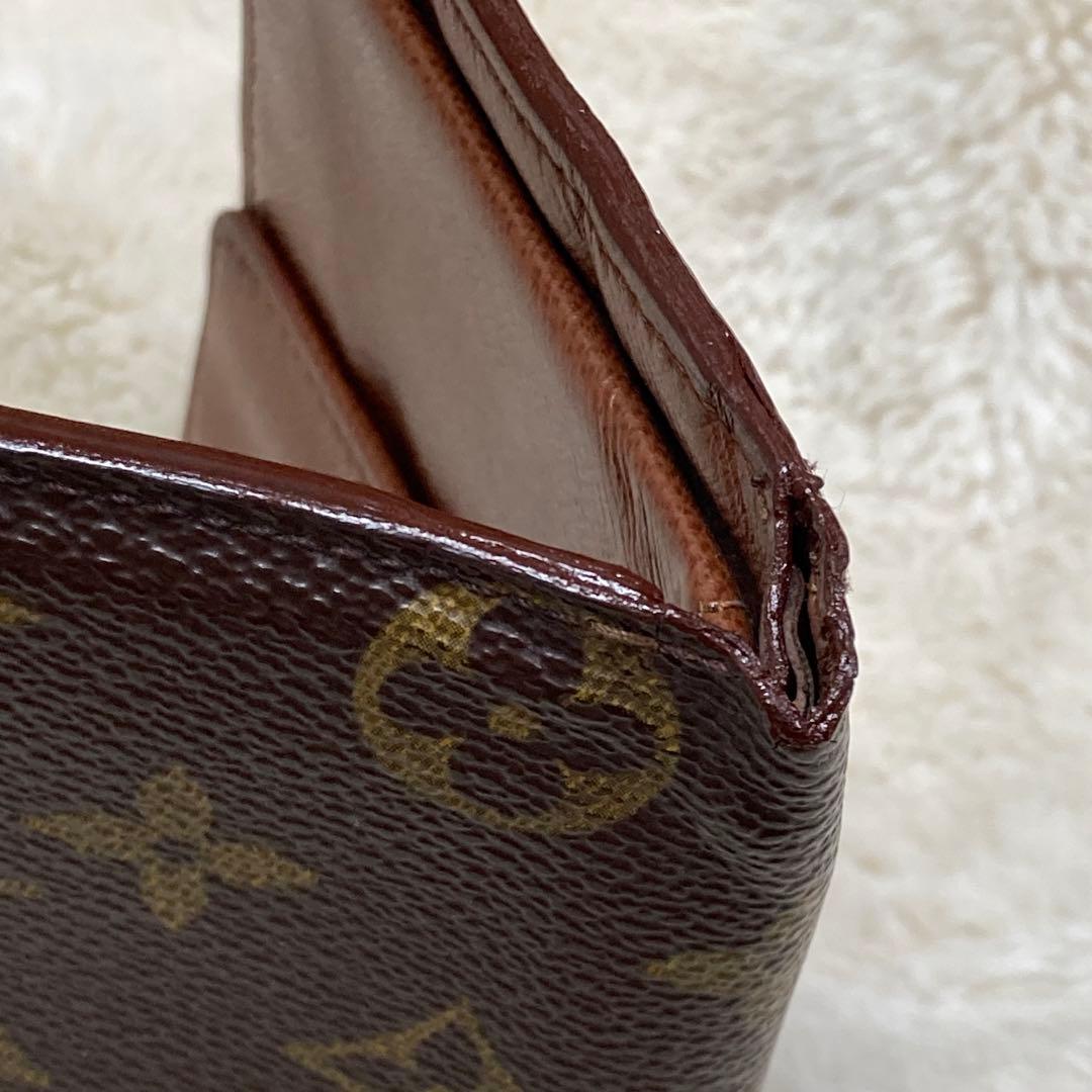 B*様 ルイヴィトン　二つ折り財布　ポルトフォイユ・マルコ　モノグラム　M616