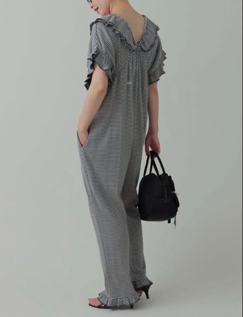 HOLIDAY ストライプ フリルオールインワン