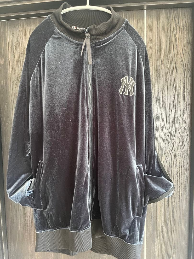 ニューヨークヤンキース　ベロアジャージ　セットアップ