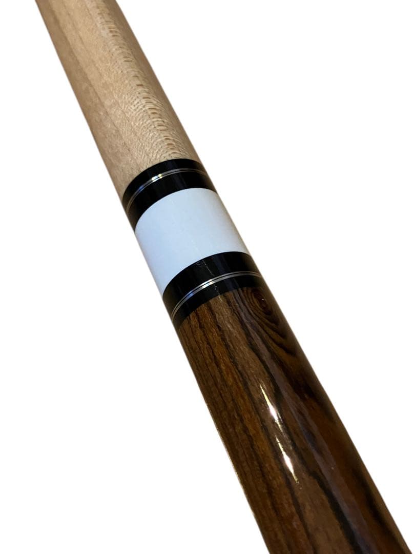 メッズキュー Mezz CUES ECシリーズ ビリヤードキュー ケース付き