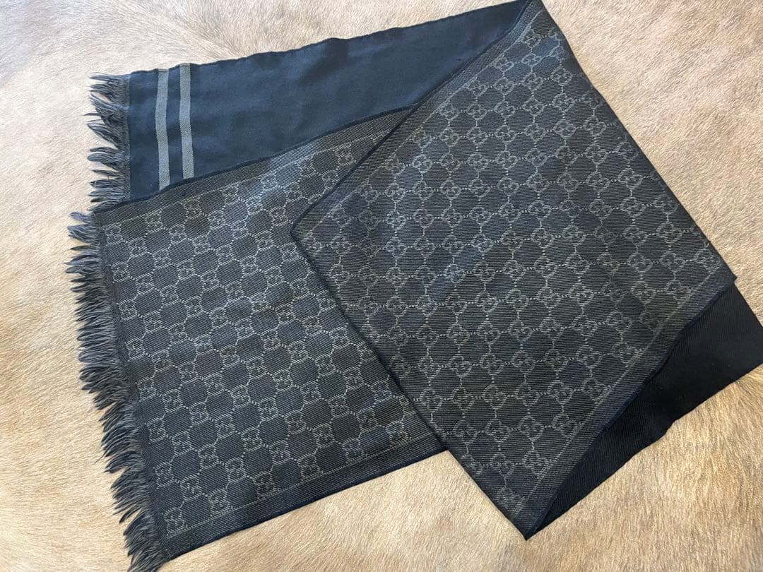 正規保証❗️返品可能❗️古物有　即日発送 様GUCCI ブラック マフラー