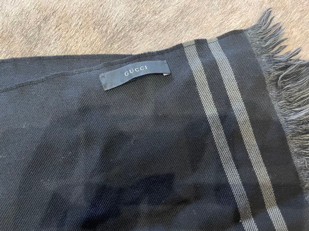 正規保証❗️返品可能❗️古物有　即日発送 様GUCCI ブラック マフラー