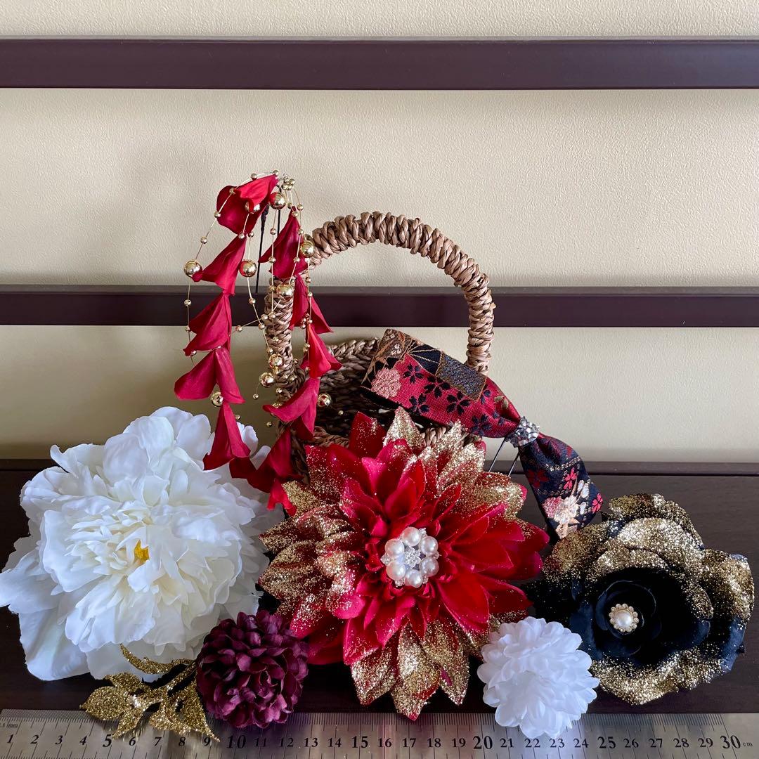 赤黒白　和装髪飾り　振袖髪飾り　成人式髪飾り　色打掛髪飾り　結婚式髪飾り