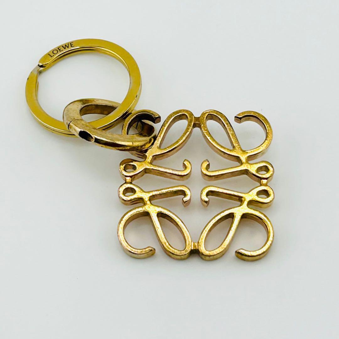 LOEWE ロエベ　キーリング　キーホルダー　チャーム　アナグラム　ゴールド