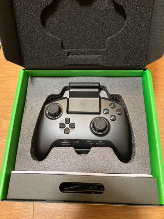 Razer Mobile  スマホ　モバイルゲーム　コントローラー