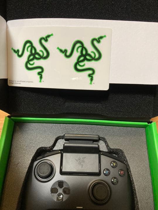 Razer Mobile  スマホ　モバイルゲーム　コントローラー