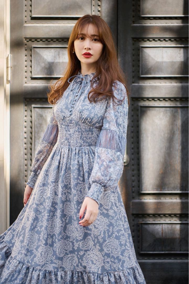 ワンピース Herlipto Winter Floral Long-sleeve Dress