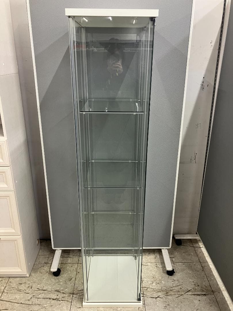 IKEA ガラスショーケース 飾り棚 DETOLF ホワイト②