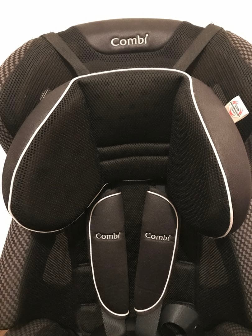 Combi joytrip ジョイトリップGC ジュニアシート エッグショック