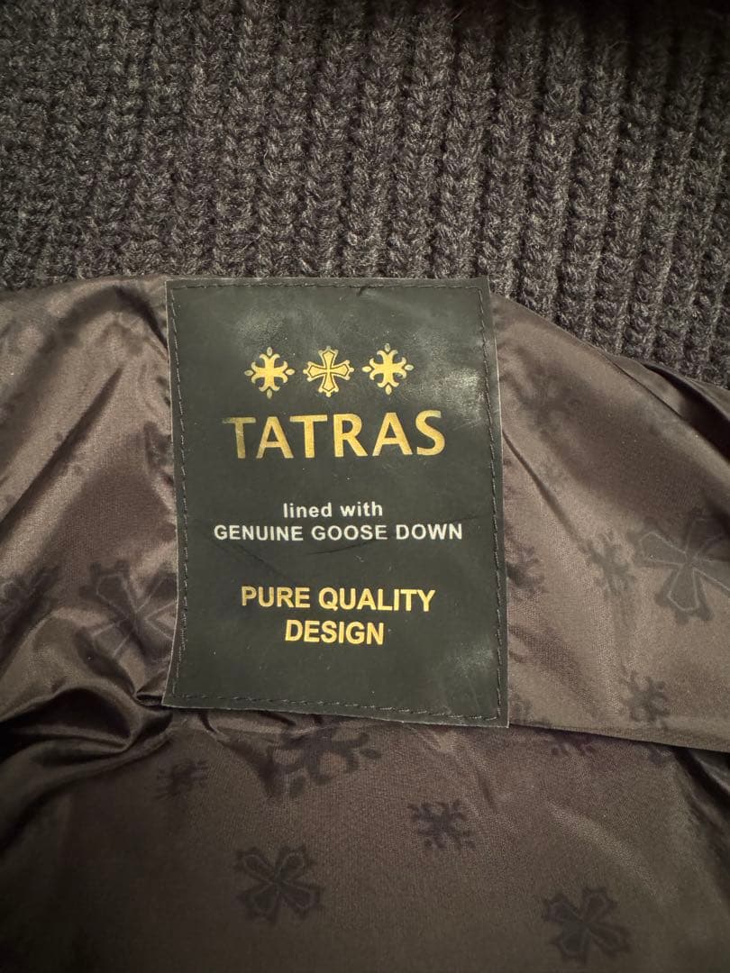 TATRAS ファー付きダウンベスト 02 グレー迷彩