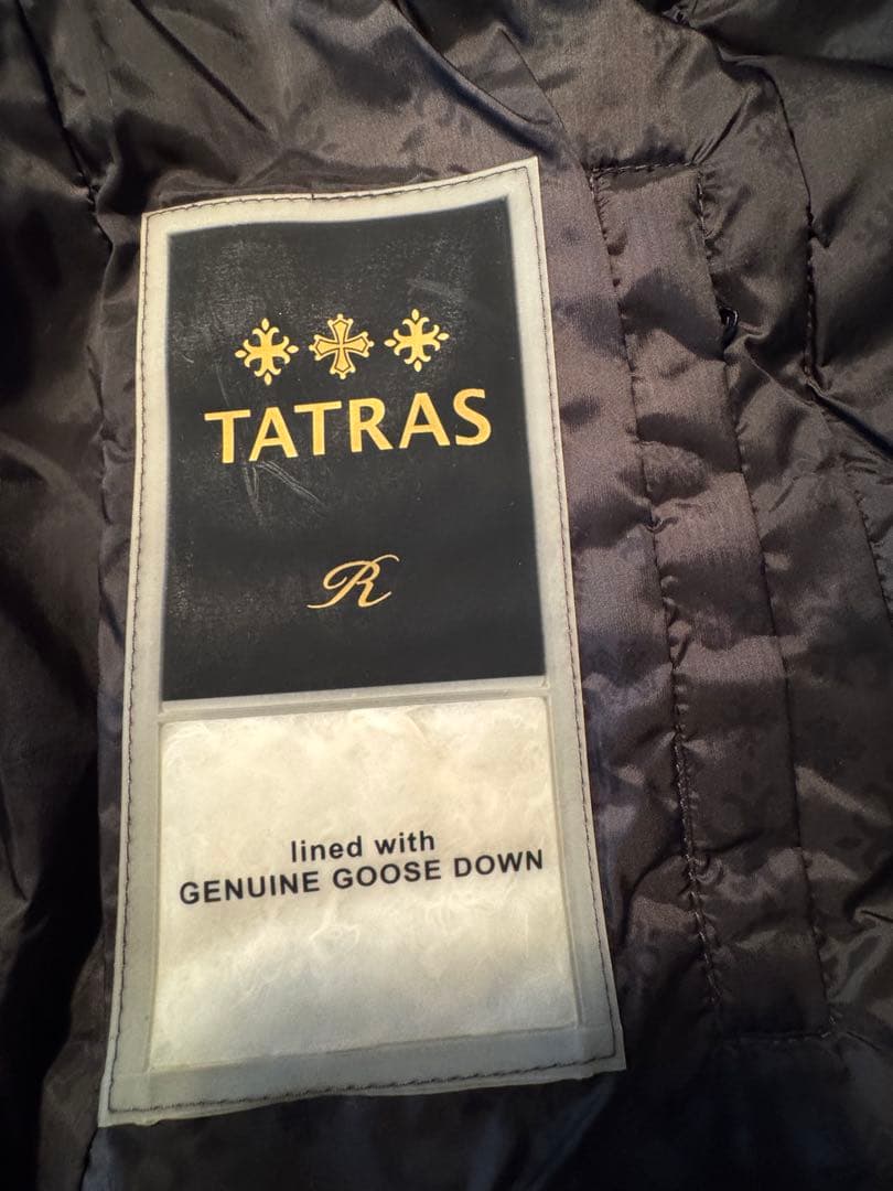 TATRAS ファー付きダウンベスト 02 グレー迷彩