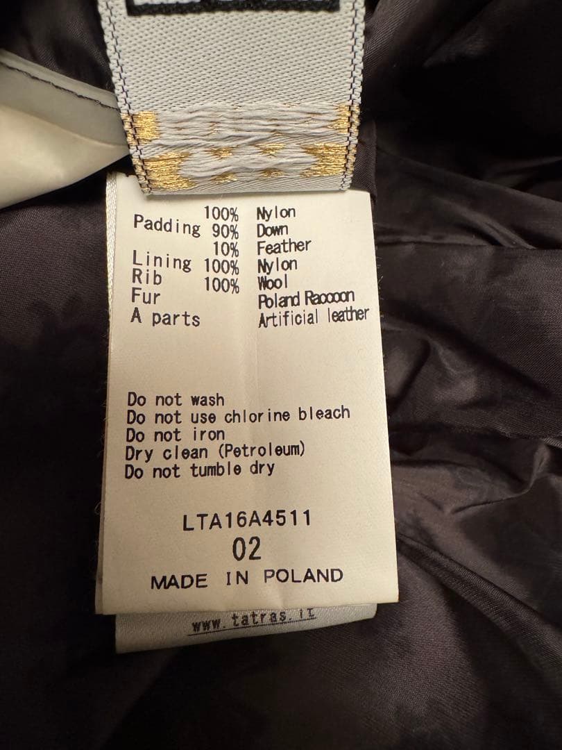 TATRAS ファー付きダウンベスト 02 グレー迷彩