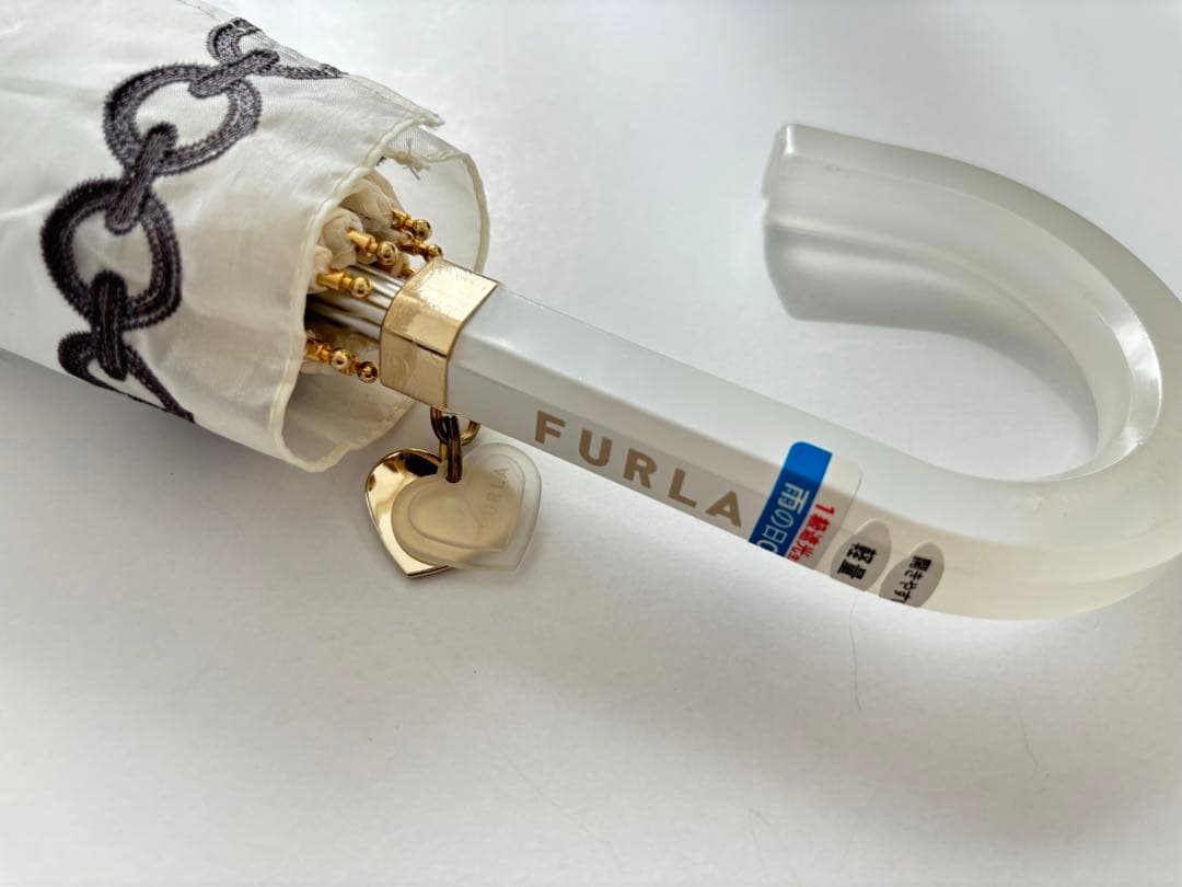 【新品】フルラ　日傘　晴雨兼用　オーガンジーチェーン刺繍　楽折　軽量　白