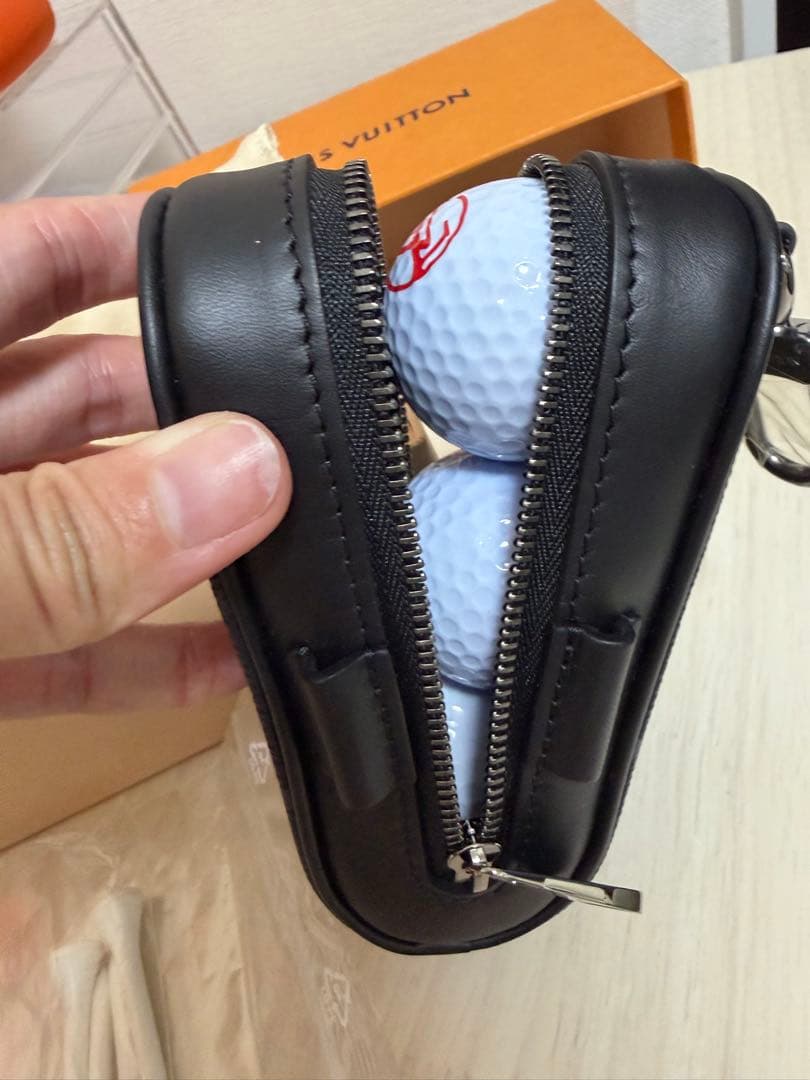 LOUIS VUITTON ゴルフボールケース