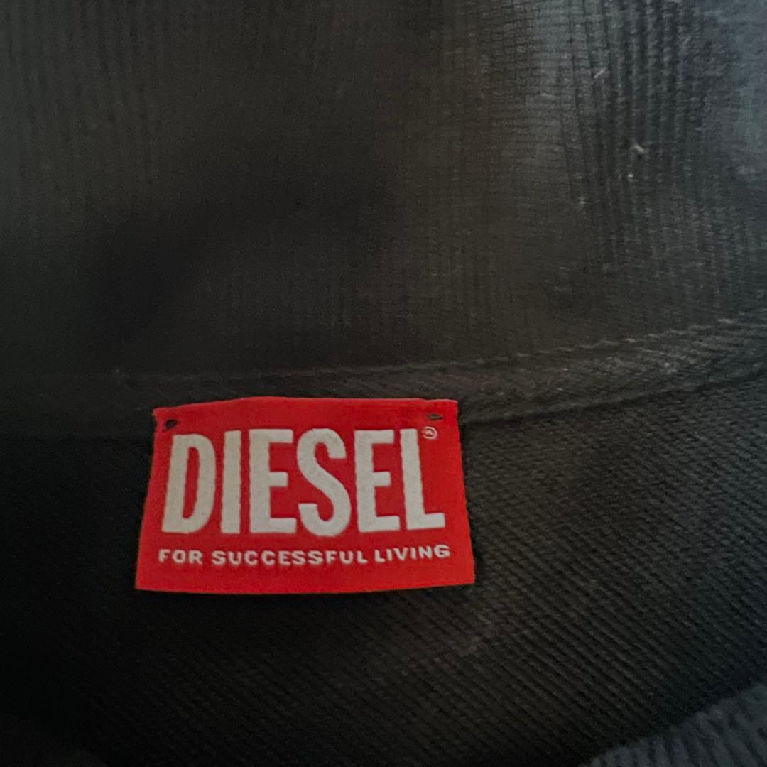 ディーゼル S−GINNI−ZIP-0Dトラックジャケット ブラックロゴM