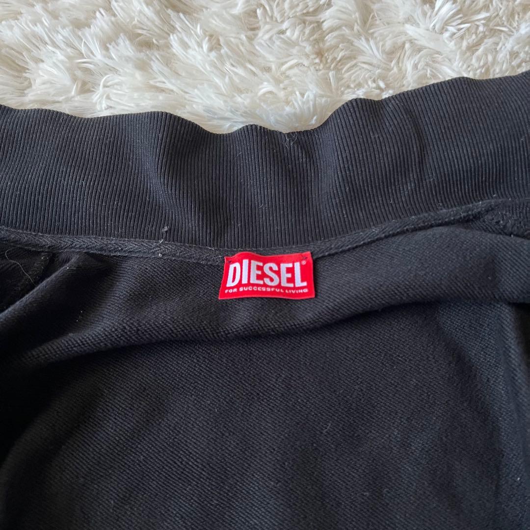 ディーゼル S−GINNI−ZIP-0Dトラックジャケット ブラックロゴM