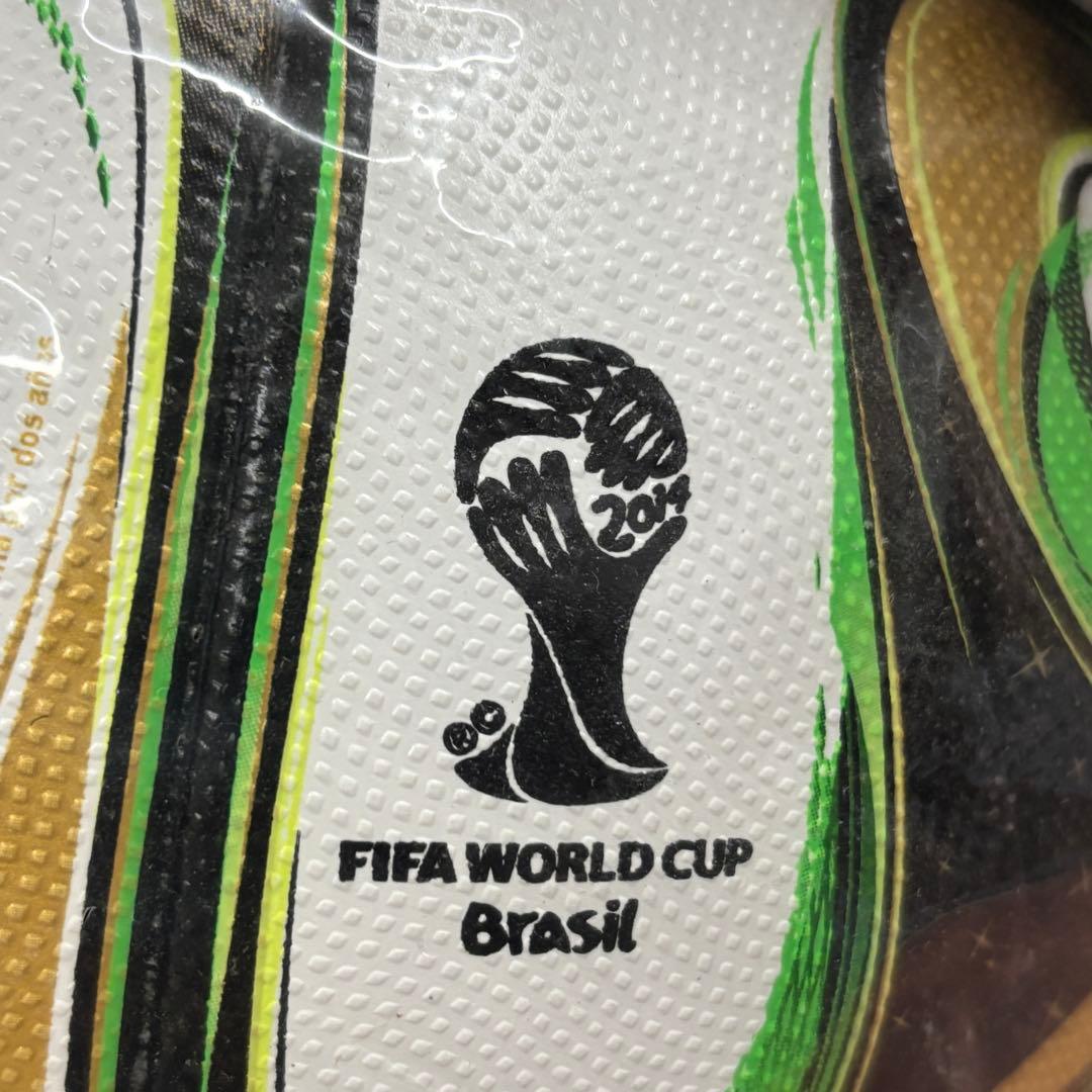 brazuca (ブラズーカ) final サッカーボール 公式試合球(5号球)