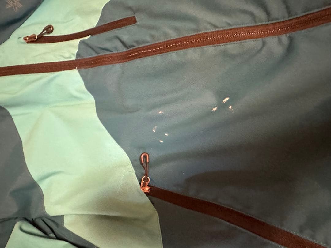 GOLDWINスキーウェア