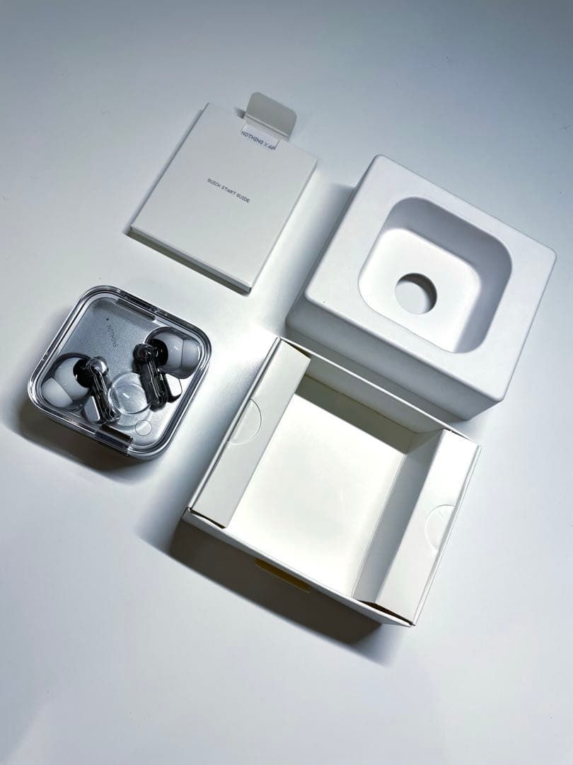 【極美品】Nothing Ear (3) ワイヤレスイアフォン