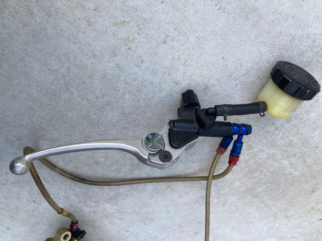 ヤマハ　Brembo ブレーキキャリパーセット ゴールド　TRX850 ブレンボ