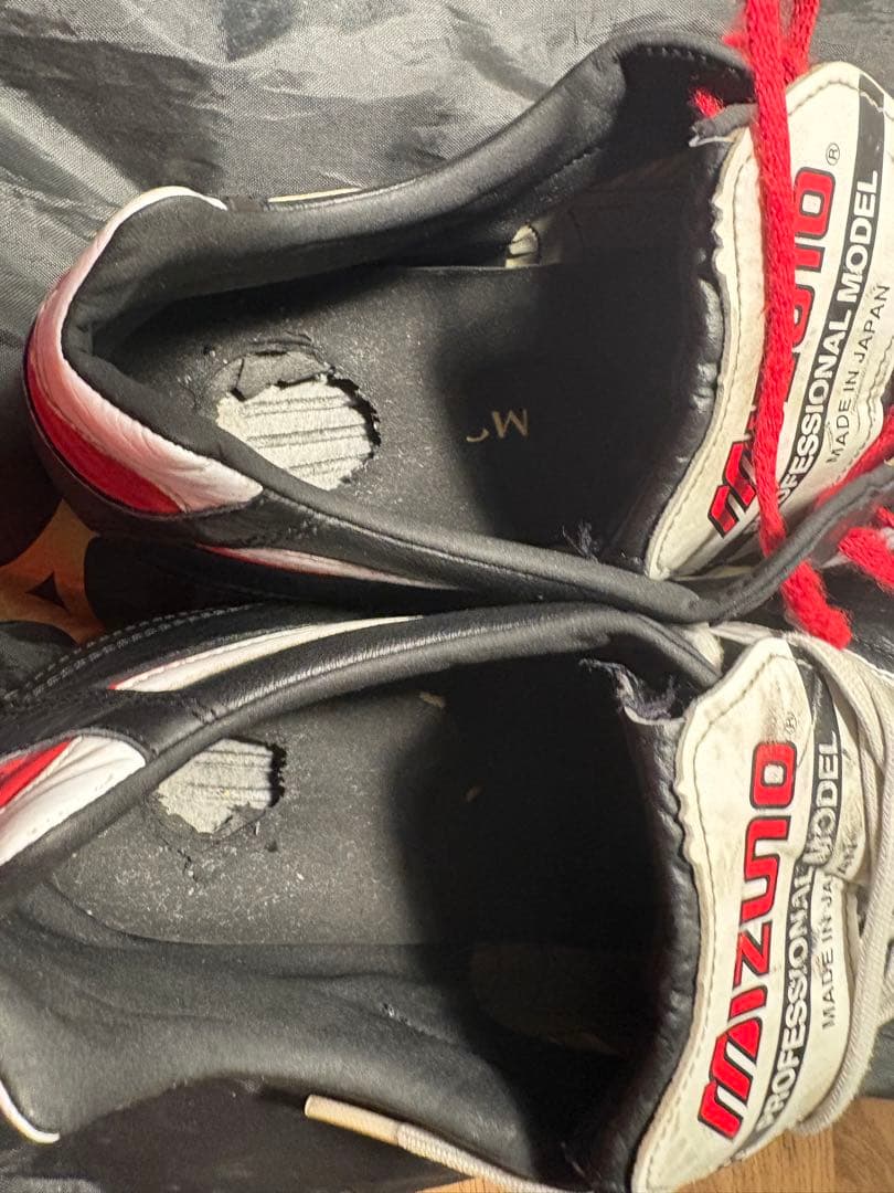 ミズノ　モレリア2ジャパン　27.0cm