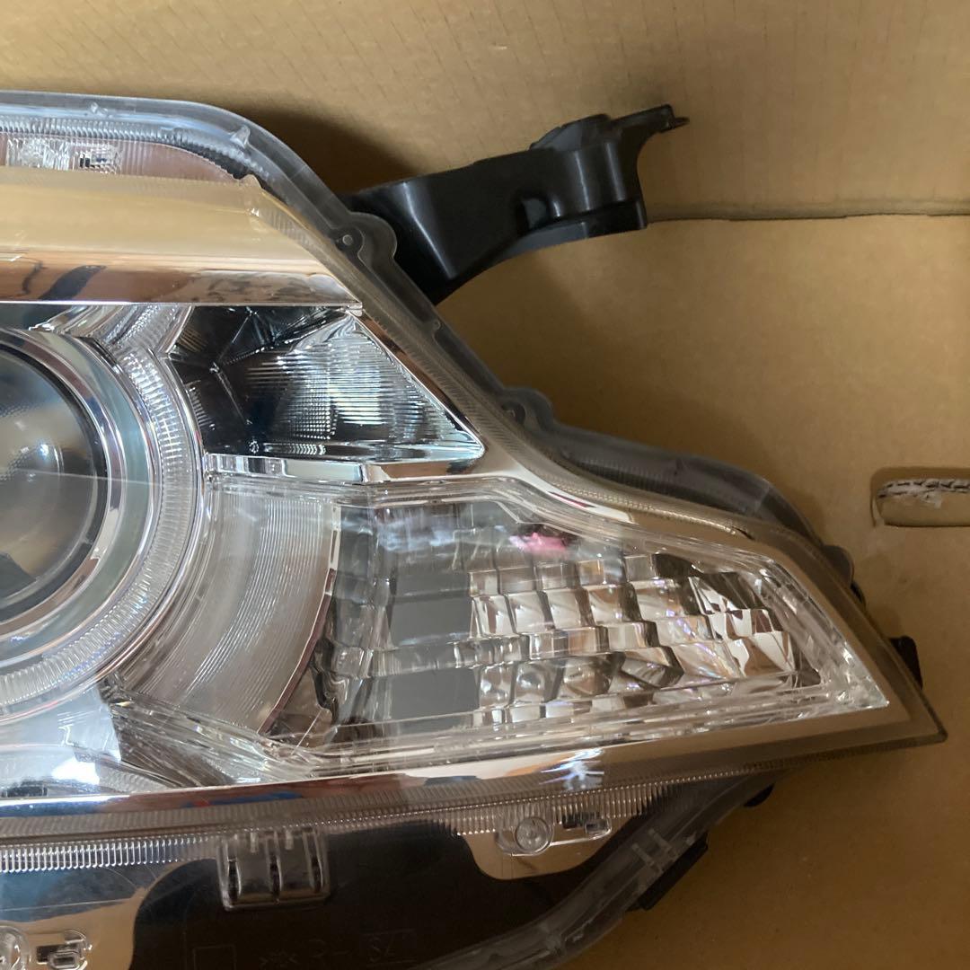 MK32S 42S スペーシアカスタム ヘッドライト右