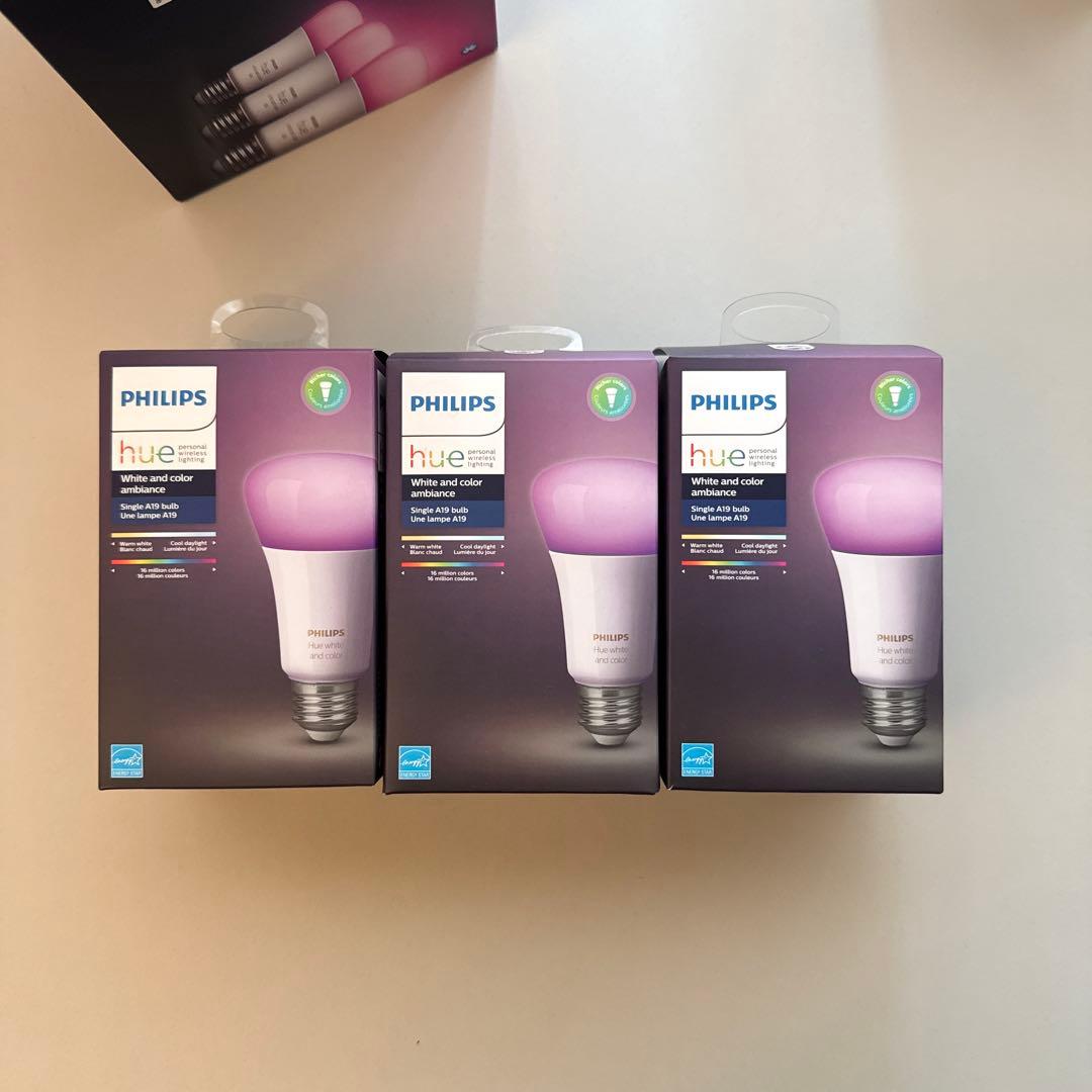 Philips Hue フルカラー LED電球3個 フィリップス