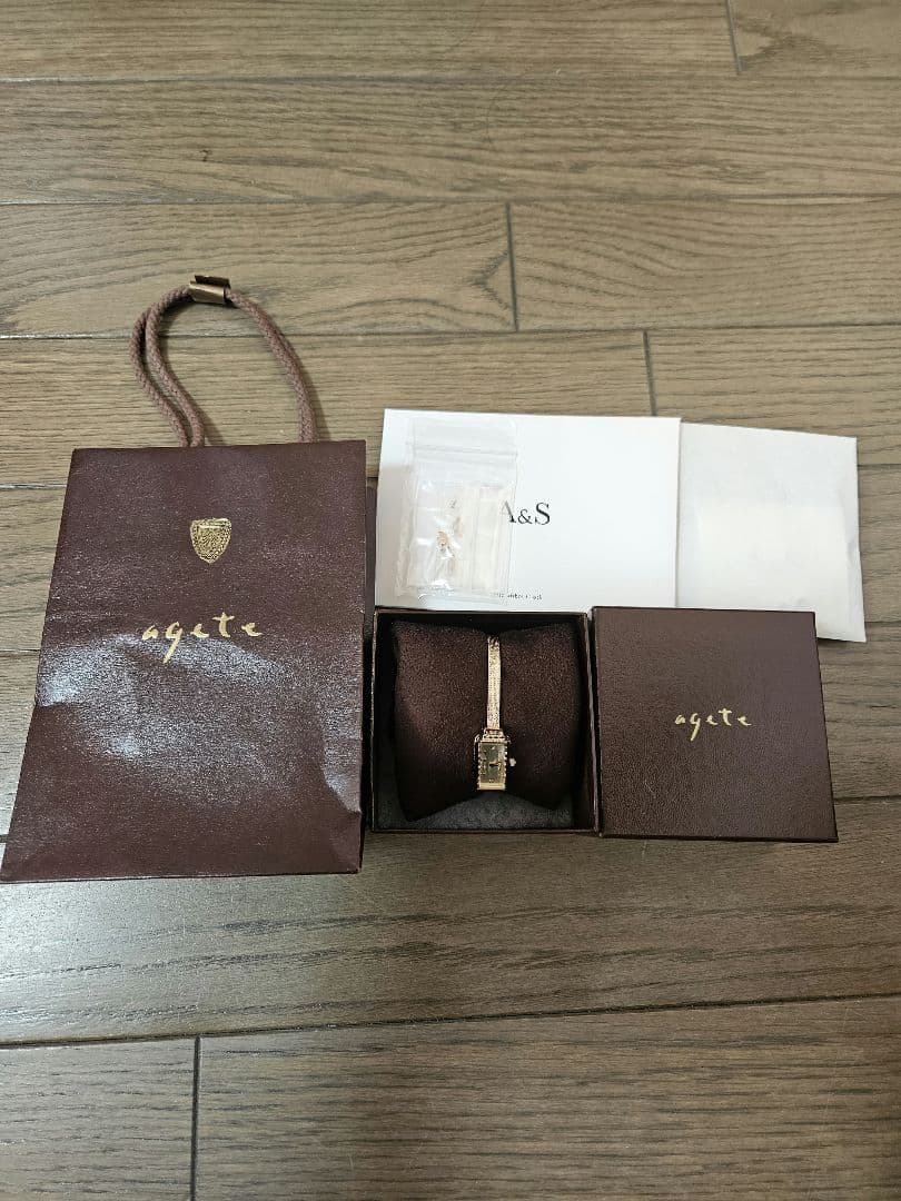 ageteアガット　スクエアフェイスウォッチ　美品