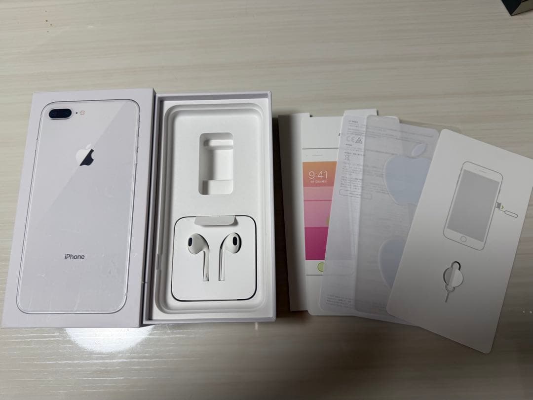 【SIMフリー 】iPhone8 Plus 64GB 動作良好 傷あり