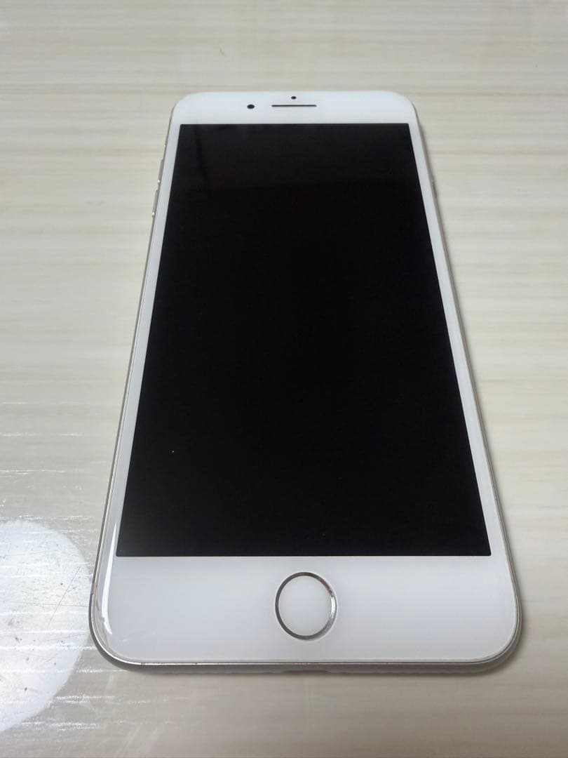 【SIMフリー 】iPhone8 Plus 64GB 動作良好 傷あり