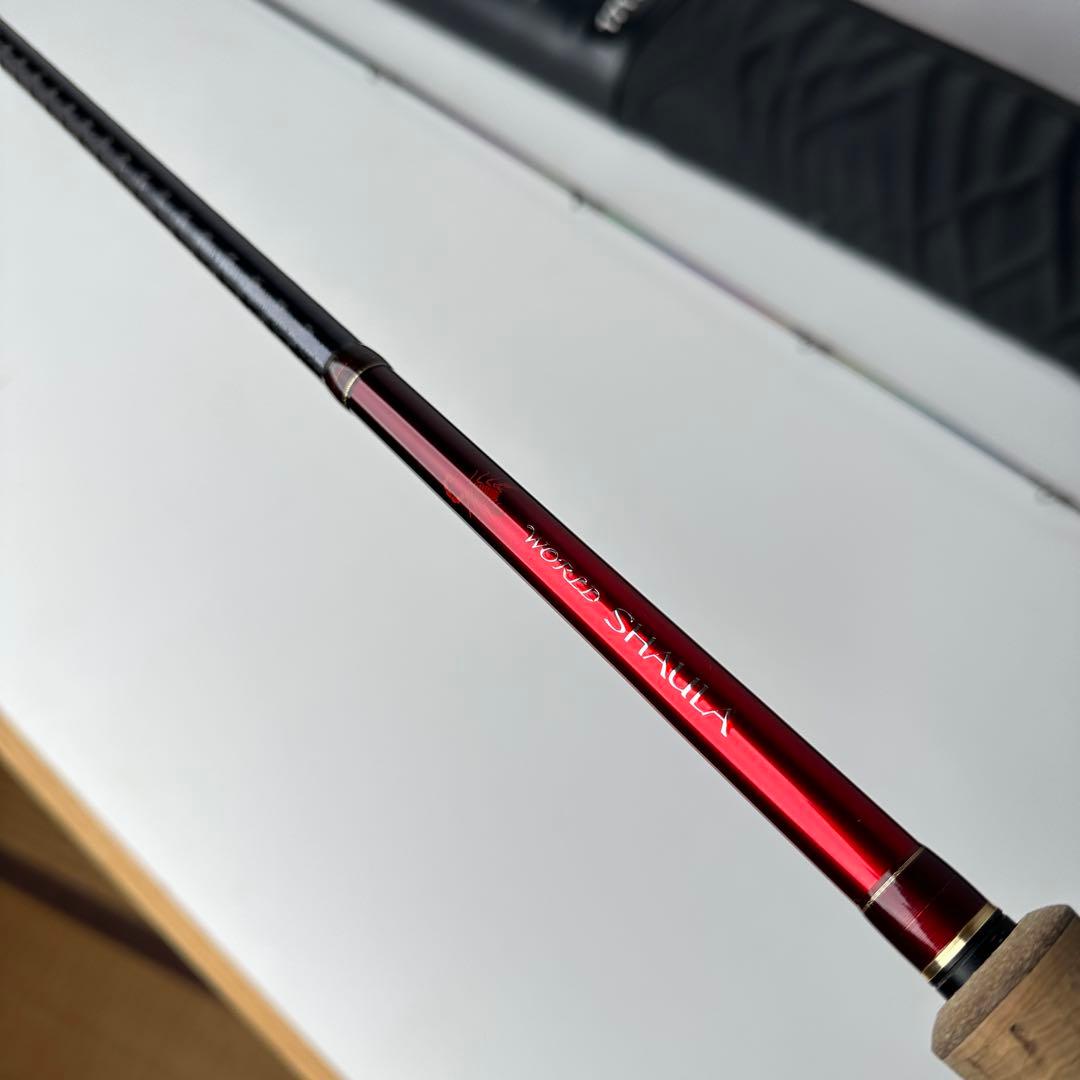 美品 ワールドシャウラ17114R-2 シマノ