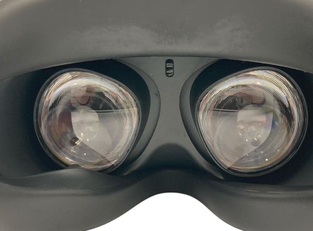  Quest 2 ホワイト ヘッドセットとコントローラーセット