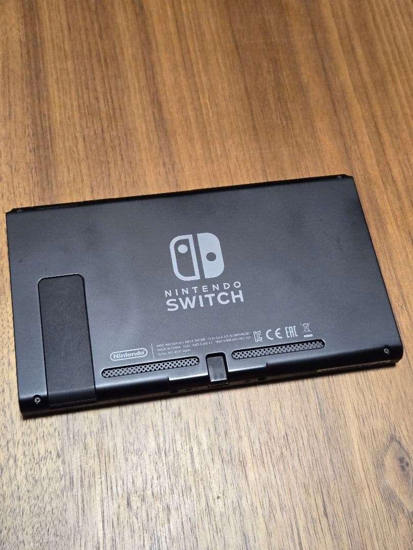Nintendo Switch 本体 赤/青