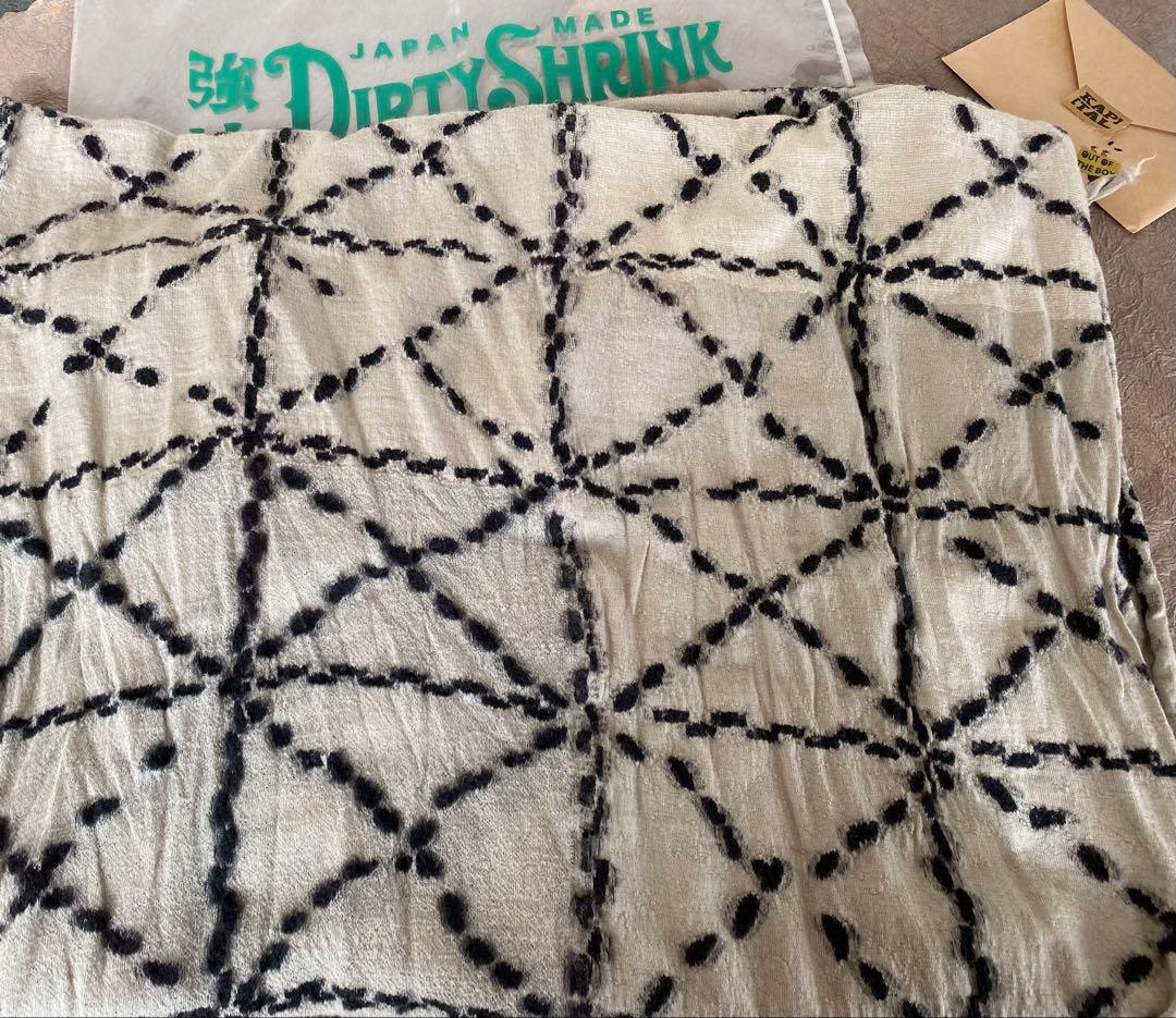 KAPITAL／キャピタル　縮絨ウール　刺し子マフラー　／ストール　　アイボリー