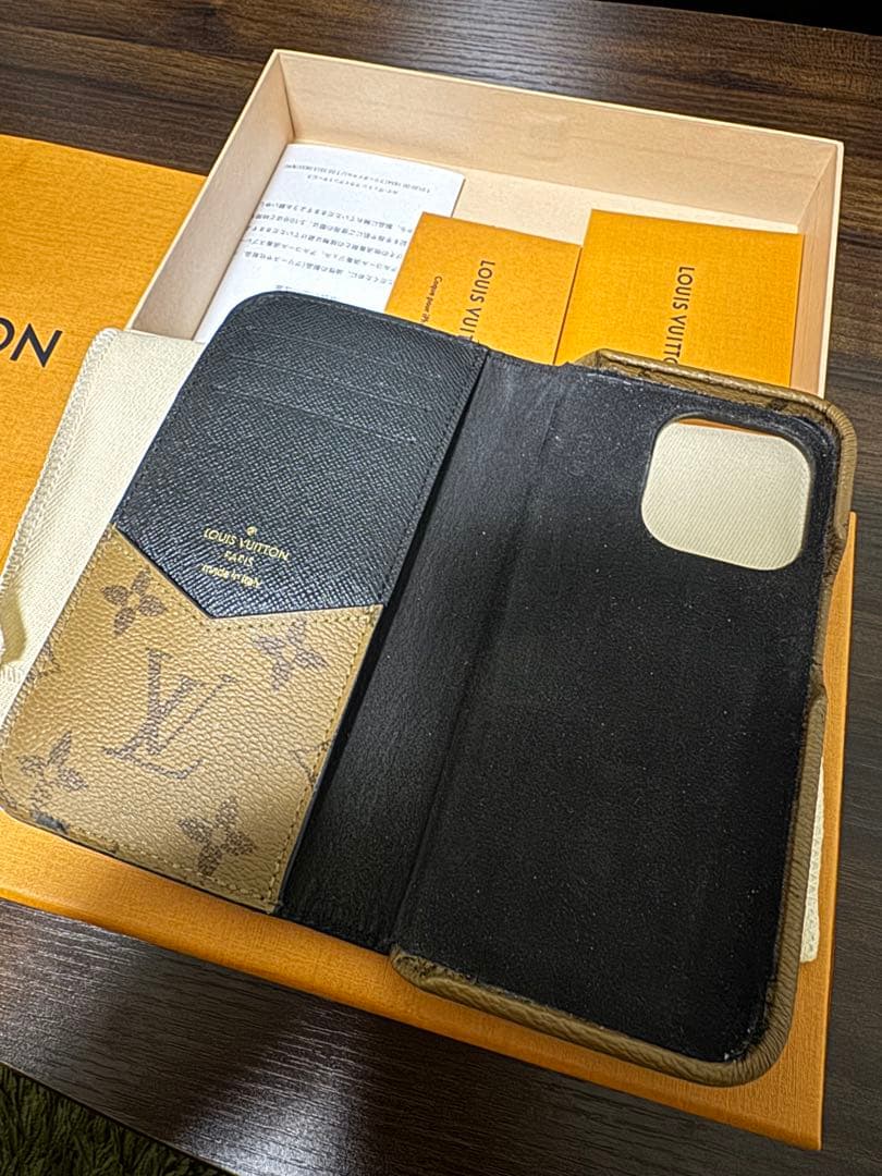 Louis Vuitton IPHONE 14PRO・フォリオ　手帳型ケース