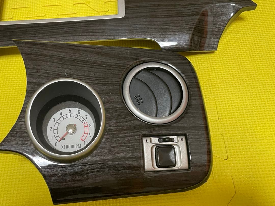 アルトラパン HE21S用 黒木目調 インパネセットタコメーター付き　SSで使用