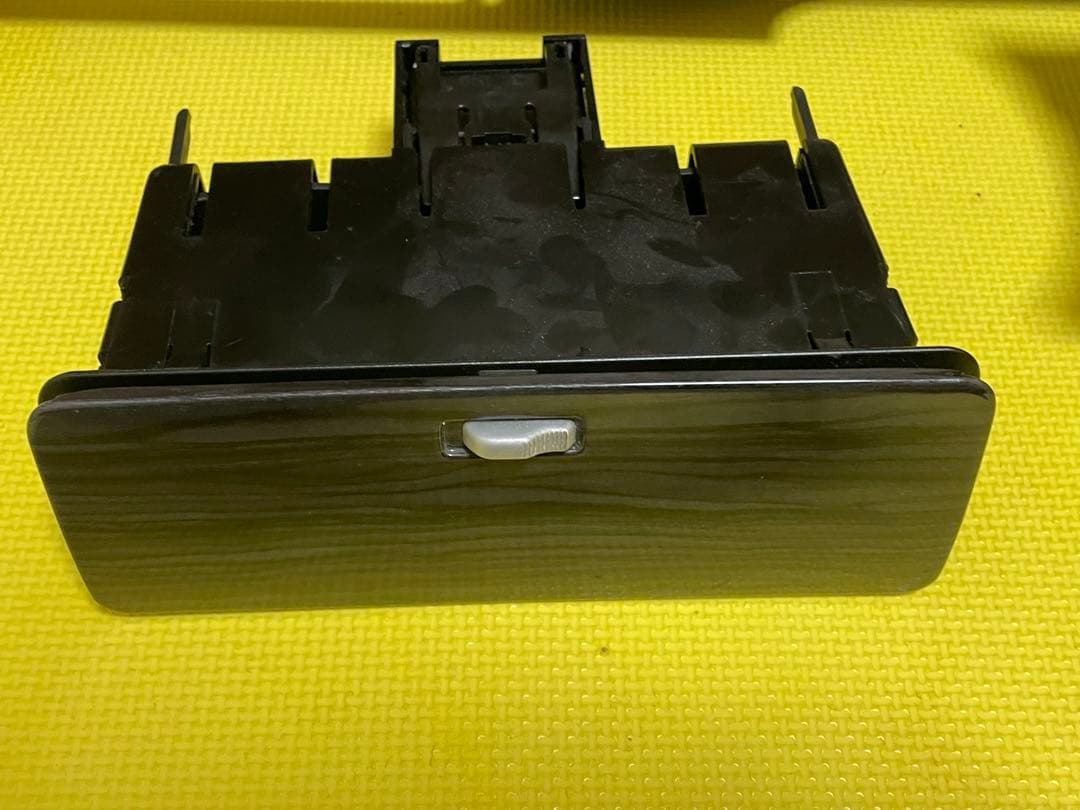 アルトラパン HE21S用 黒木目調 インパネセットタコメーター付き　SSで使用