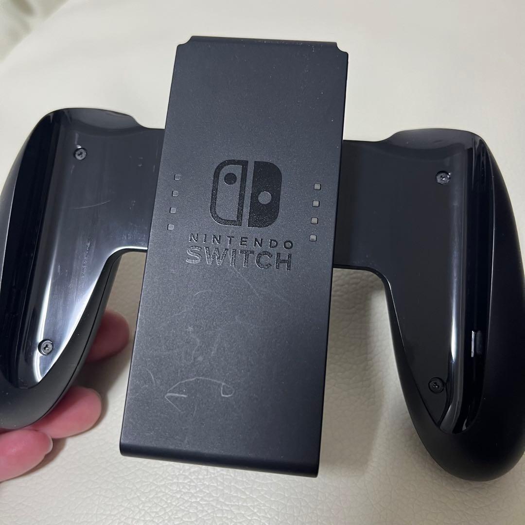 Nintendo Switch 本体　あつまれ どうぶつの森　【国内公式品】