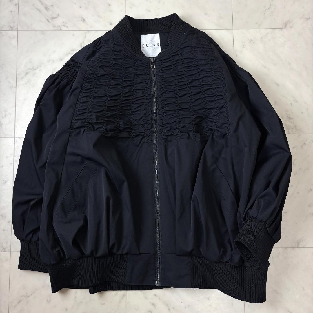 美品✨ ESCAR シャーリングブルゾン F ギャザー ブラックエスカー