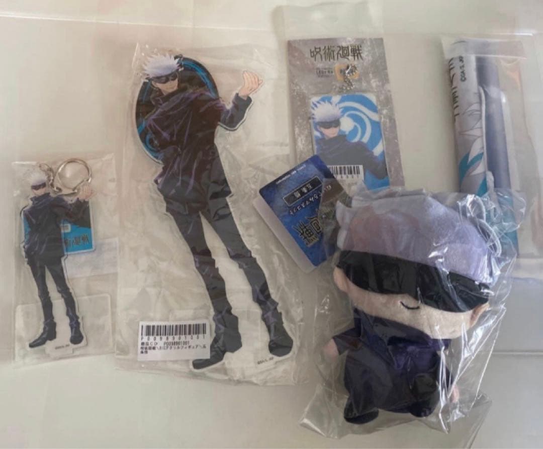 呪術廻戦 BluRay 全巻＋グッズ多数！