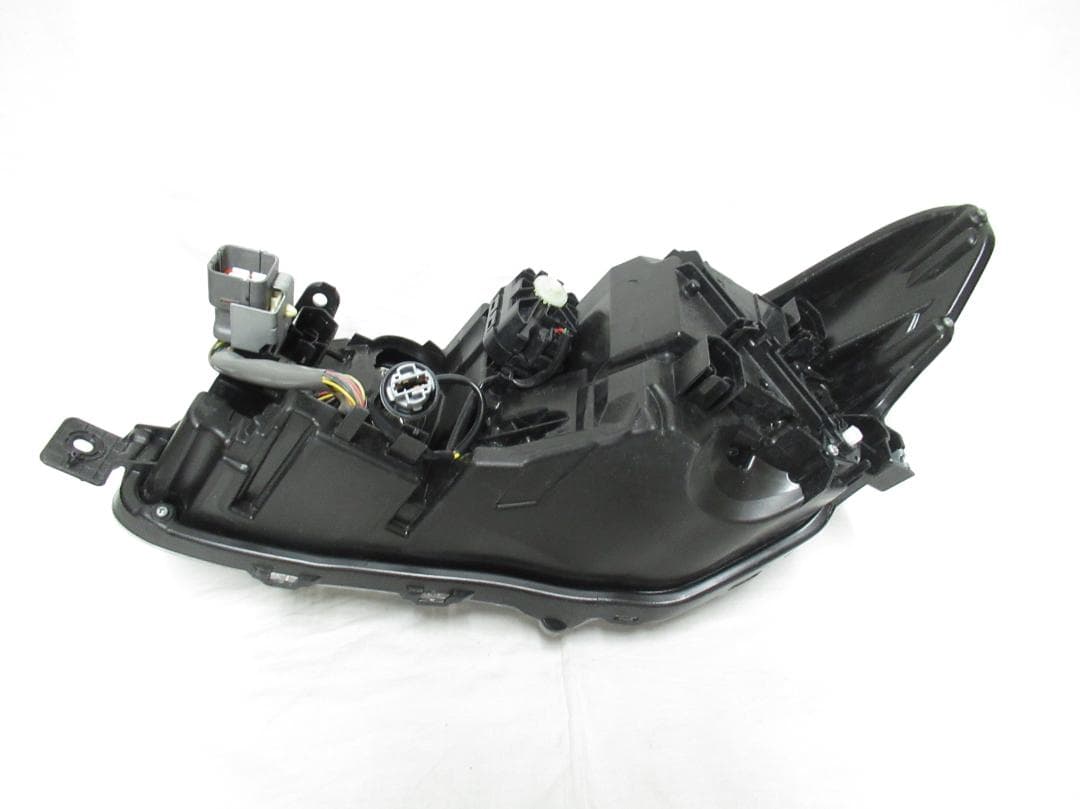 VAB WRX STI VMG VM4 後期 レヴォーグ 右 ヘッドライト