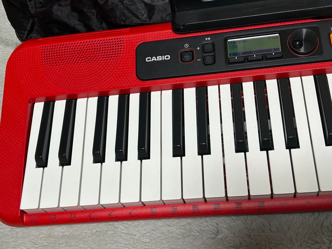 カシオトーン2022年製【CASIO CT-S200キーボード赤61鍵盤】電池付