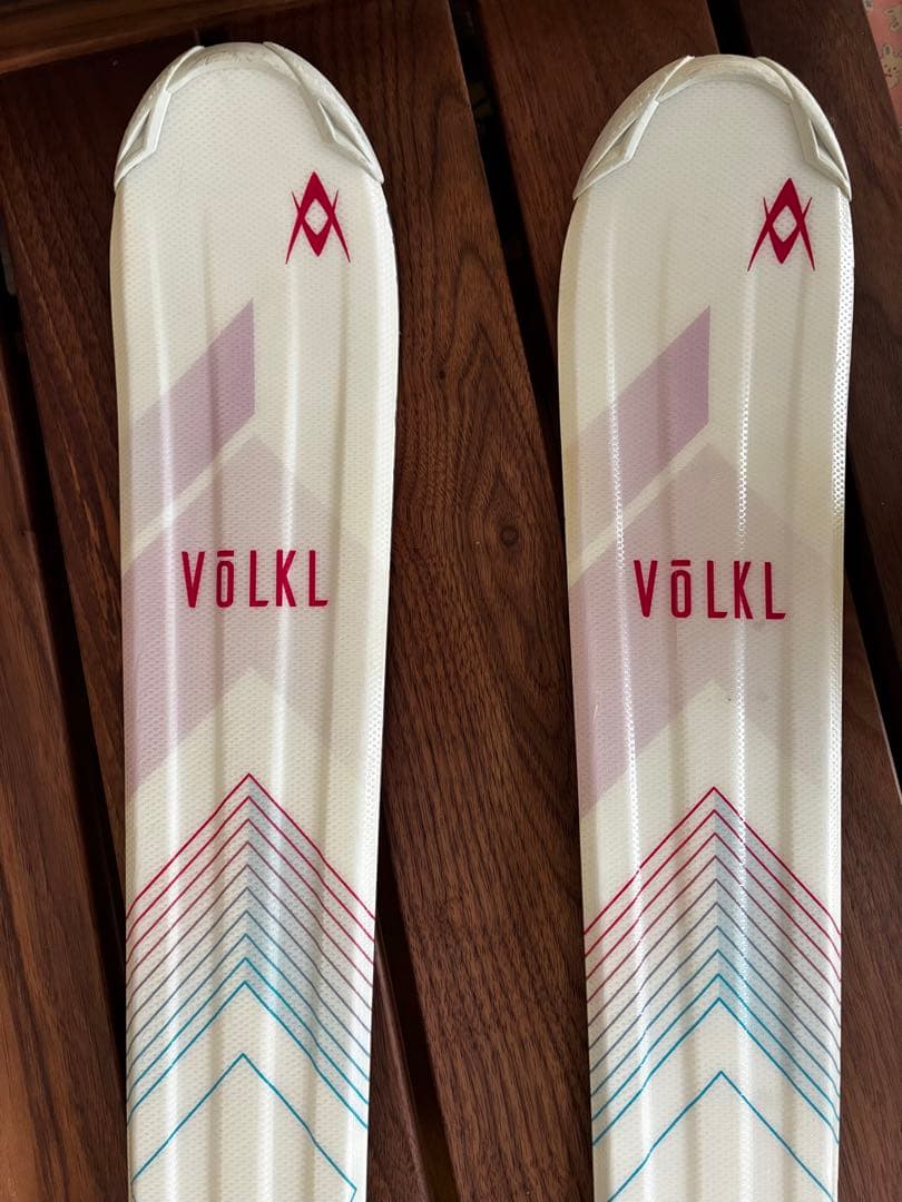 Volkl Chica ジュニア用スキー板 140cm ホットワックス済
