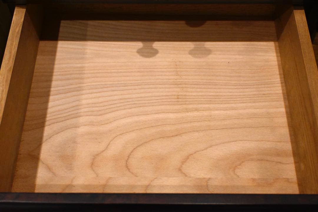 直接引取り可　民芸家具　ダークブラウン6段チェスト