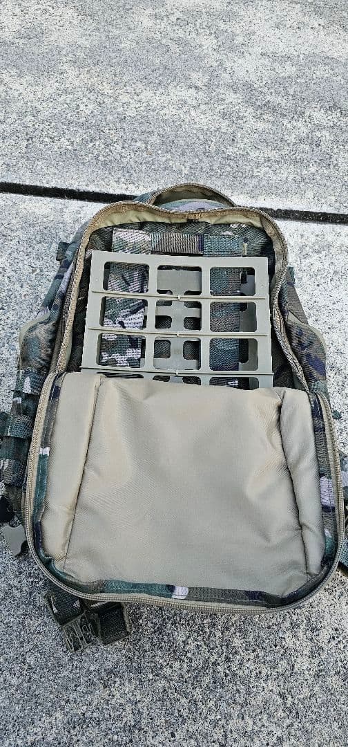 中国人民武装警察部隊21式突撃包(レプ)